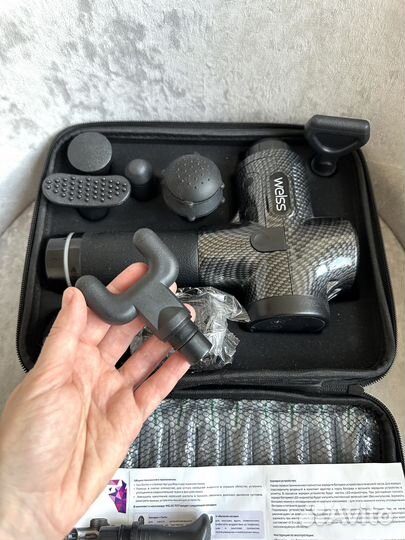 Перкуссионный массажер для шеи и плеч 8 насадок