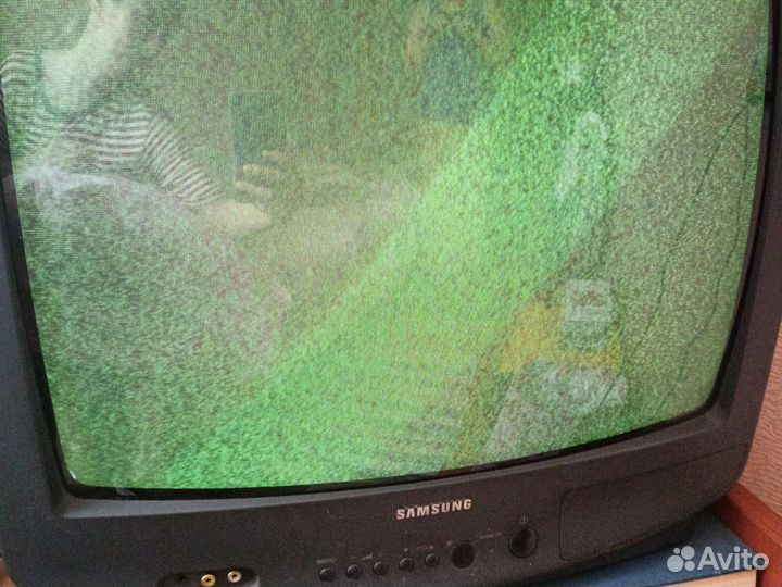 Телевизор samsung