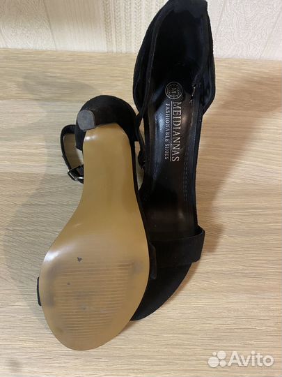 Босоножки размер 34