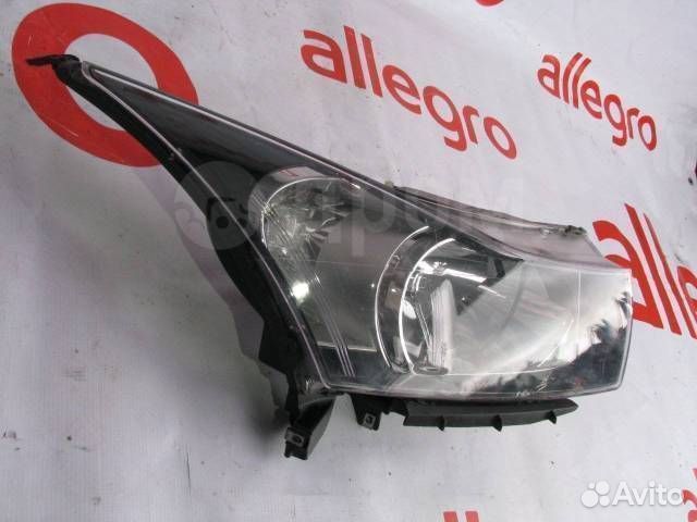 Chevrolet Cruze фара правая передняя