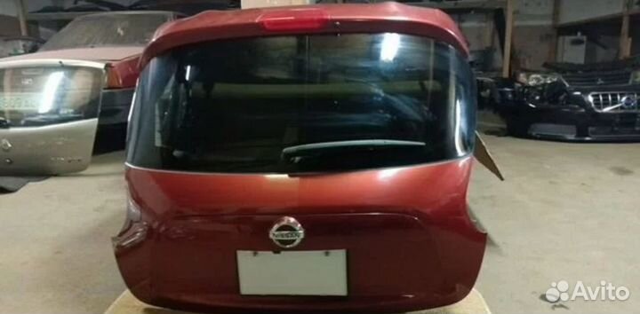 Дверь багажника Nissan Juke
