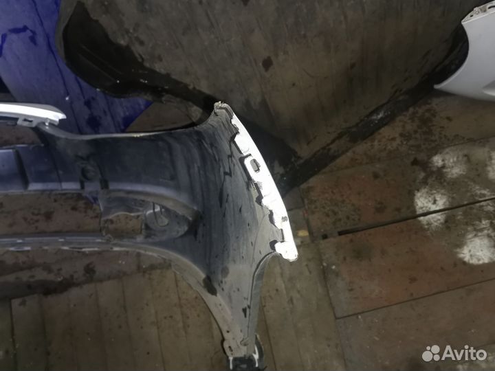 Бампер передний