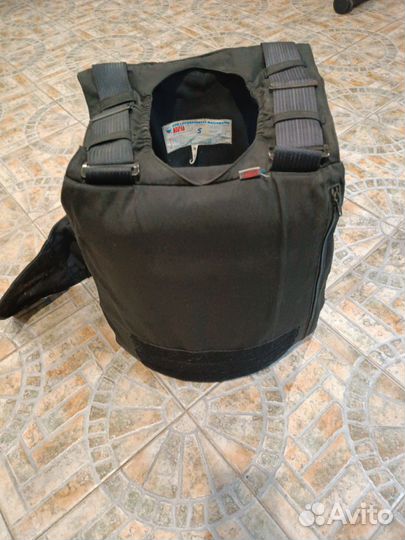 Бронежилет