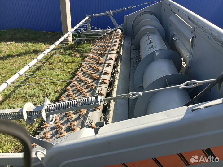 Комбайн Ростсельмаш РСМ-101 Вектор, 2024