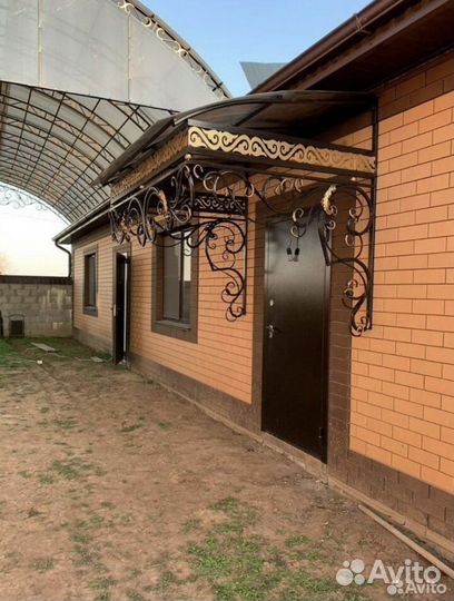 Кованый козырек