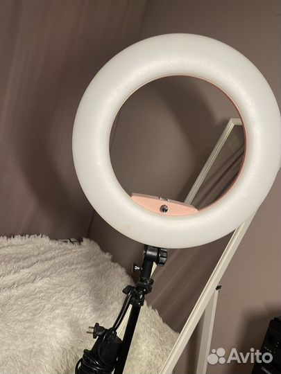 Кольцевая лампа со штативом