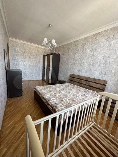2-к. квартира, 76 м², 10/10 эт.