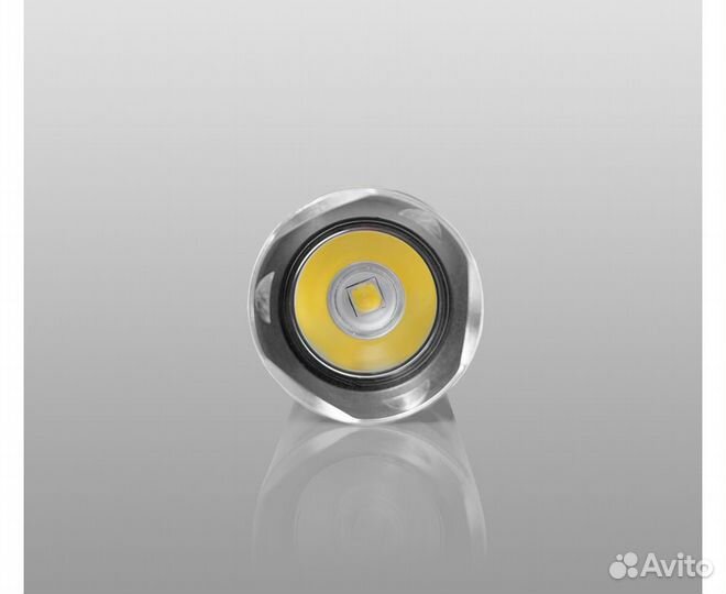 Тактический фонарь armytek partner C4 PRO (Теплый)