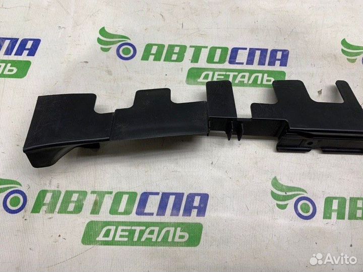 Кронштейн решетки радиатора передний Hyundai I20