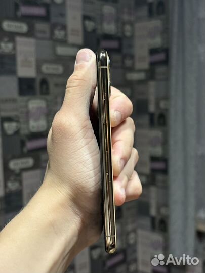 iPhone 11 Pro, 64 ГБ
