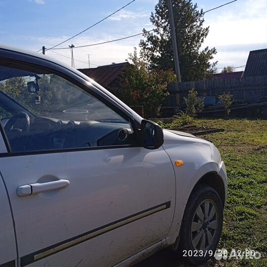 LADA Granta 1.6 МТ, 2013, битый, 143 249 км