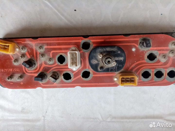 Комбинация приборов Волга Газ 24