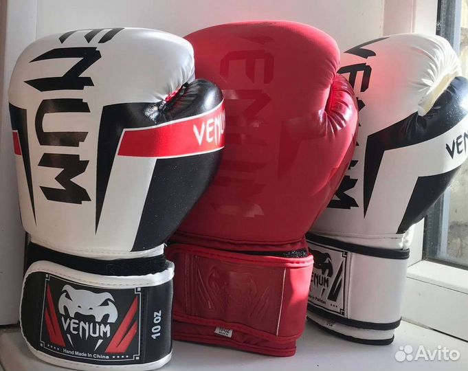 Боксерские перчатки