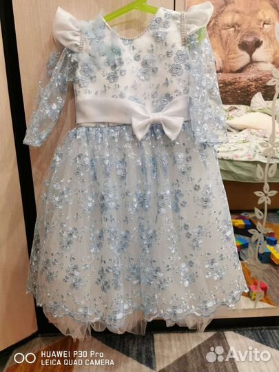 Шикарное платье для девочки