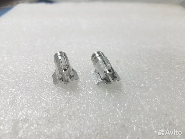 Замки подкатушечников Электроника Олимп 003-004