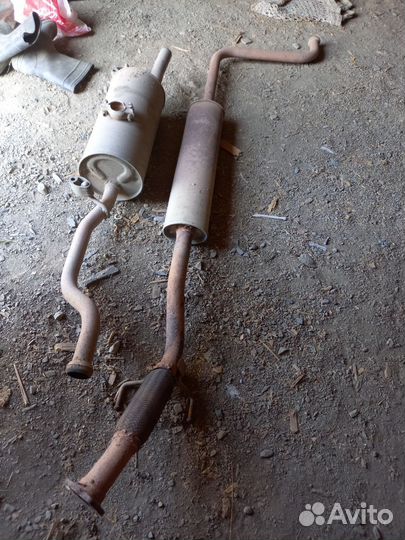 Глушитель на весту б/у