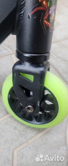 Продам Трюковой самокат TechTeam TT Duker 202,1