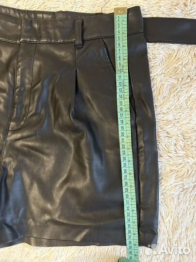 Кожаные шорты Ostin размер S