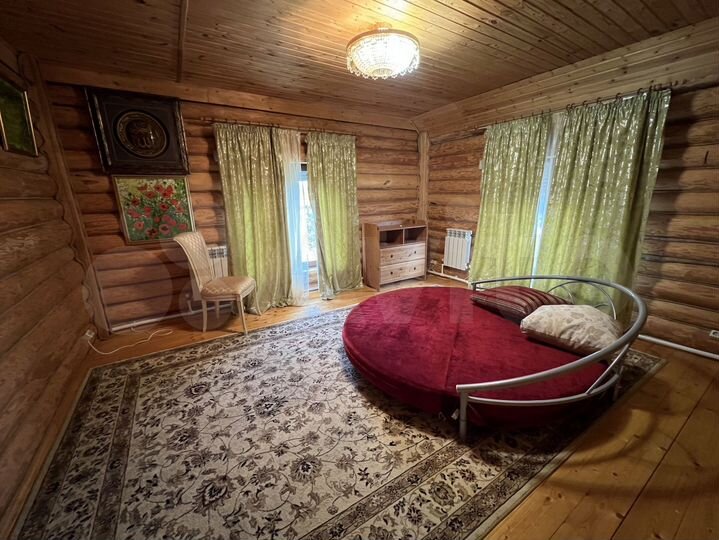 Коттедж 237 м² на участке 34 сот.