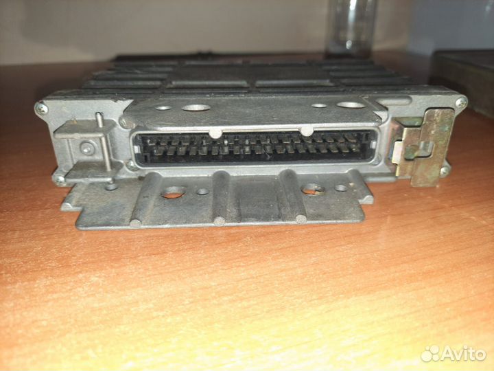 Блок управления АКПП VAG Audi 100 C4