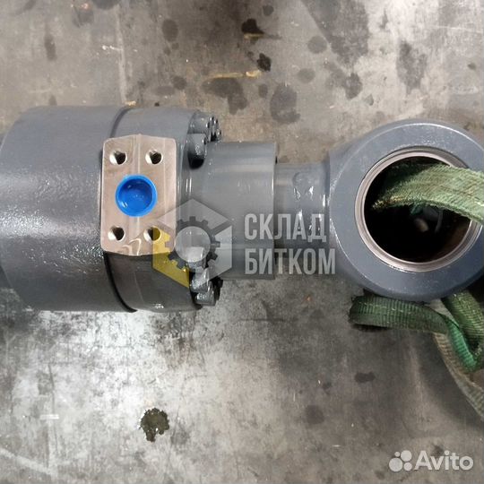 Гидроцилиндр ковша Volvo EC380D VOE14640433