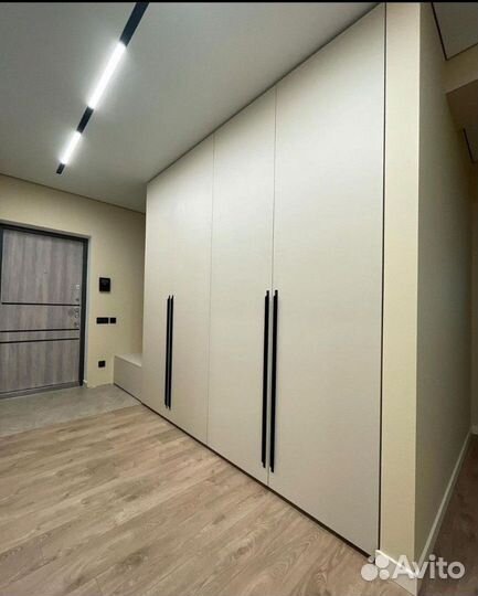 Шкаф в прихожую