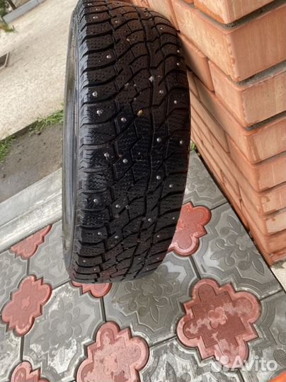 Viatti Bosco Nordico V-523 215/60 R17