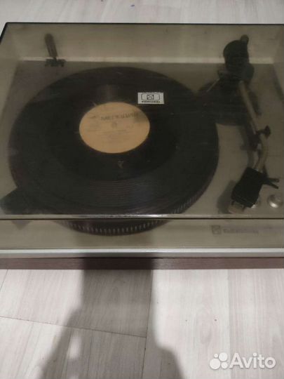 Проигрыватель винила СССР