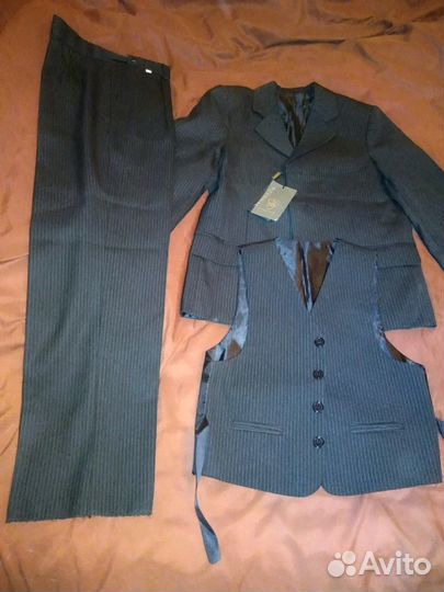Продается школьная форма