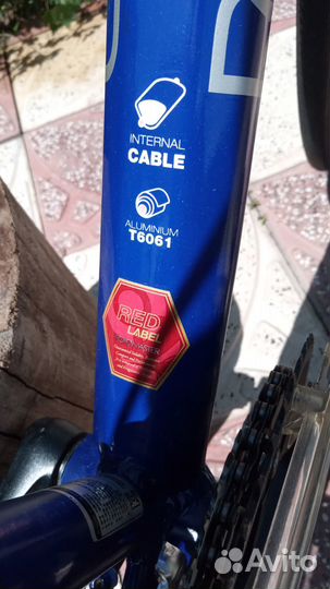 Шоссейный велосипед,гибрид циклокросс/гравийник