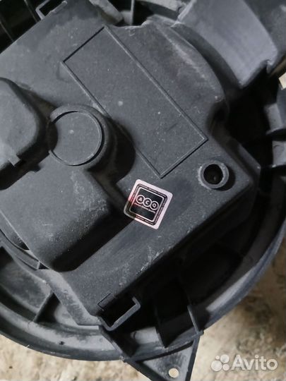 Моторчик печки Mercedes ML 350