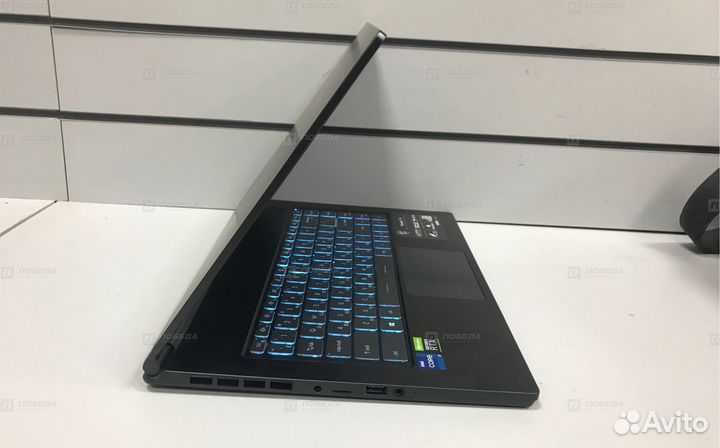 Ноутбук MSI Stealth 15M