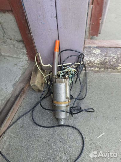 Лопата титановая, насос Родничок