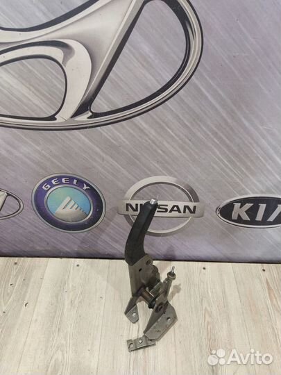 Ручник Nissan primera P12