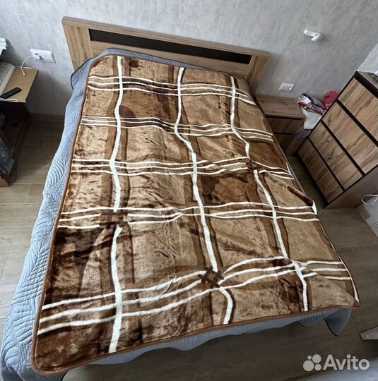 Покрывало плед новое