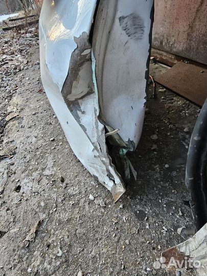 Задние двери volkswagen t 6 под ремонт