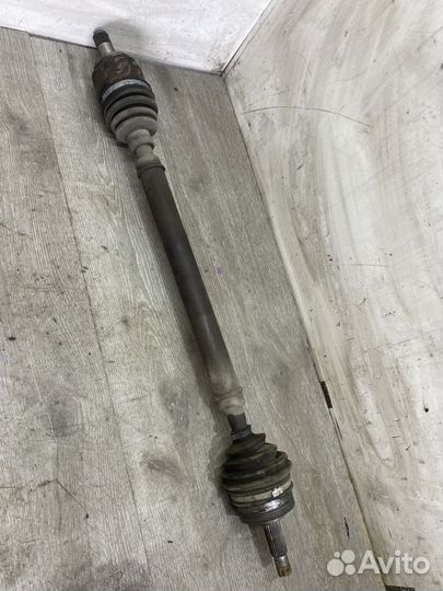 Привод передний правый ваз (LADA) Kalina