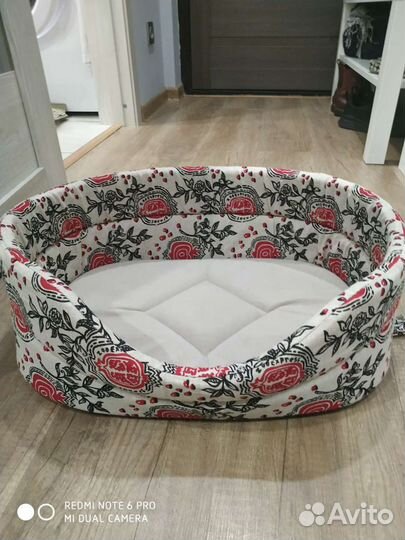 Диванчик для питомца