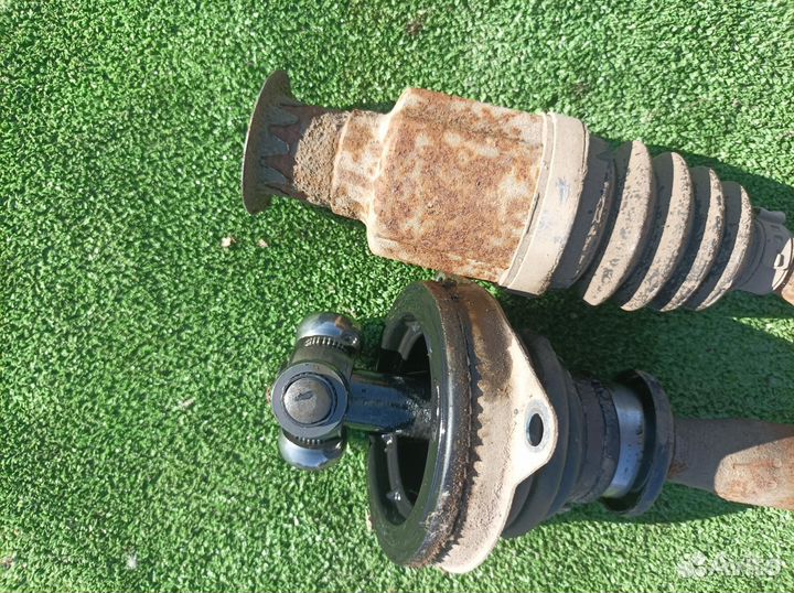 Привод передний левый, правый Renault Logan 2 1.6