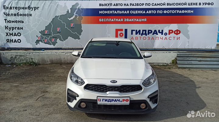 Фонарь задний в бампер левый Kia Cerato 4 92305-M6