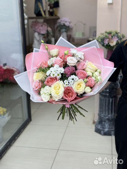 Живые цветы букеты