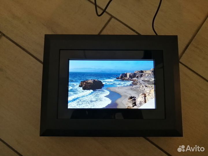 Продам цифровую фоторамку Kodak sv811