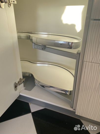 Полка выдвижная