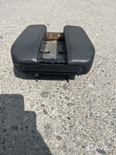 Полодлокотник bmw 5 e39