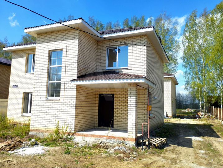 Коттедж 154 м² на участке 5 сот.