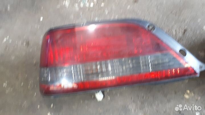 Задние стопы на кресту