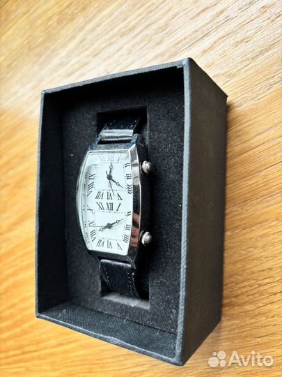 Часы наручные