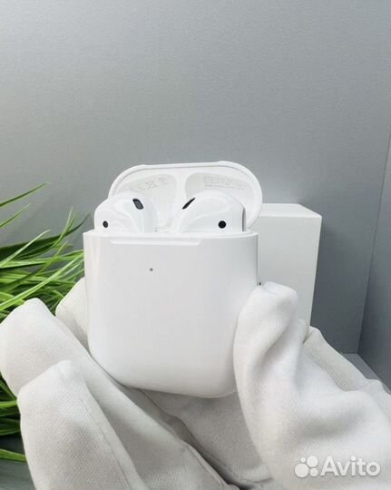 AirPods 2 легендарный дизайн