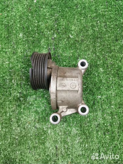 Натяжитель ремня генератора Ford Mondeo 4 седан