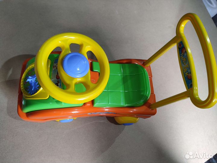 Детская машинка каталка толокар игрушка